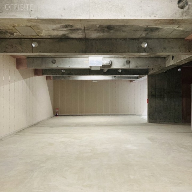 FPG links OMOTESANDO ⅣB1F B1階 室内
