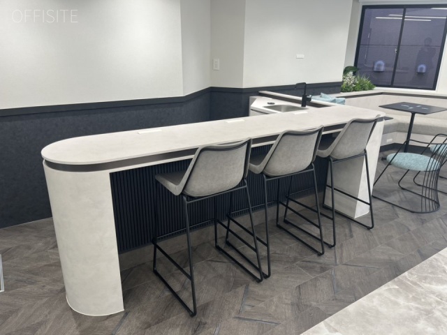 NOVEL WORK Otsuka6F 内装