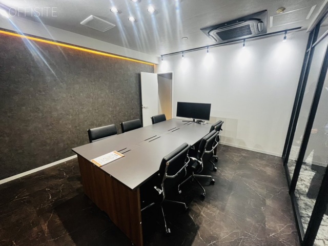 クローバー六本木004 会議室(大人数用)