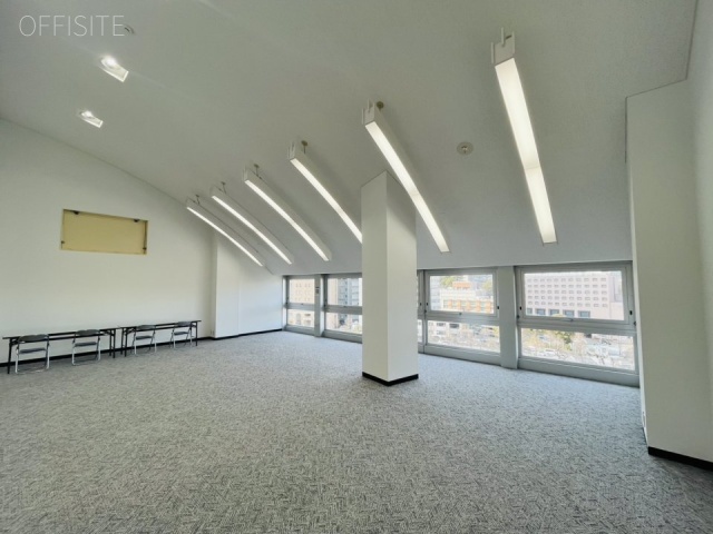 林五ビル5F 内装