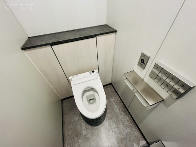 BIZCORE西新橋2F トイレ