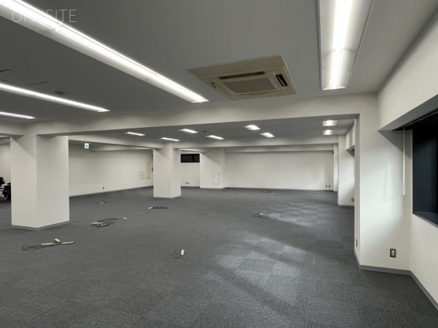 IWASAKI BLDG301 内装