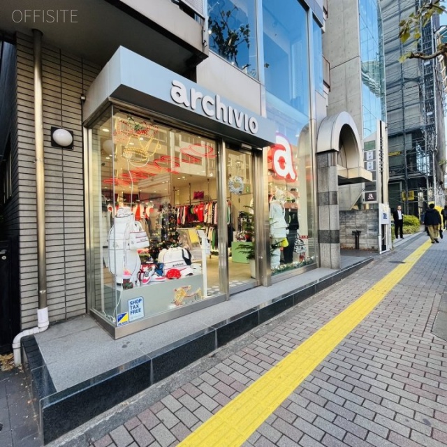 山田ビル1F 1階 路面区画