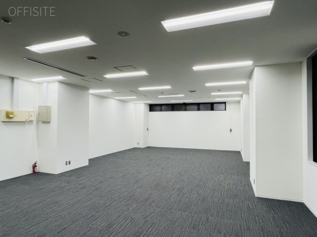 クレシェンドビル1F 内装