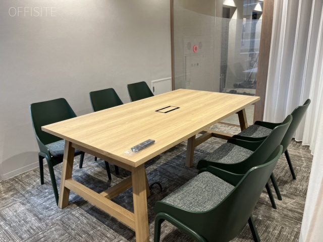 いちご神宮前ビル 5階 94.82坪　会議室(少人数用)