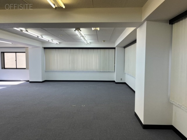 ホリーズ日本橋4F 内装