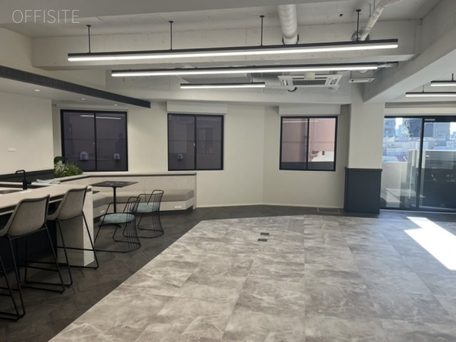 NOVEL WORK Otsuka6F 内装