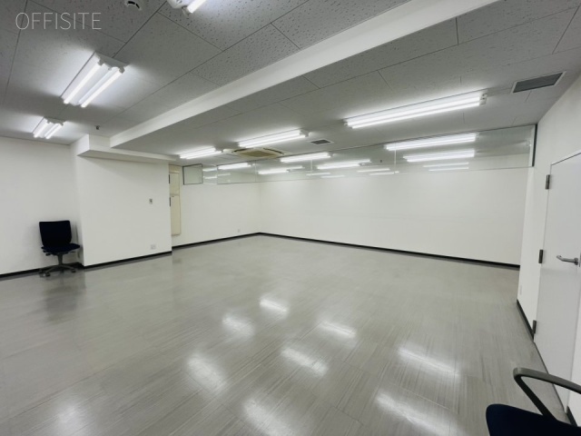横浜尾上町ビルディングB1F 内装