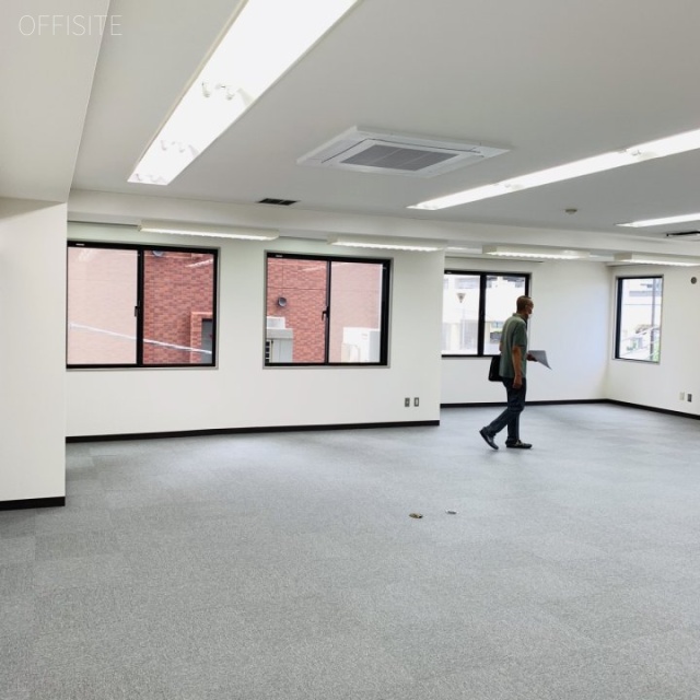 アストラルHTK302 3階 室内