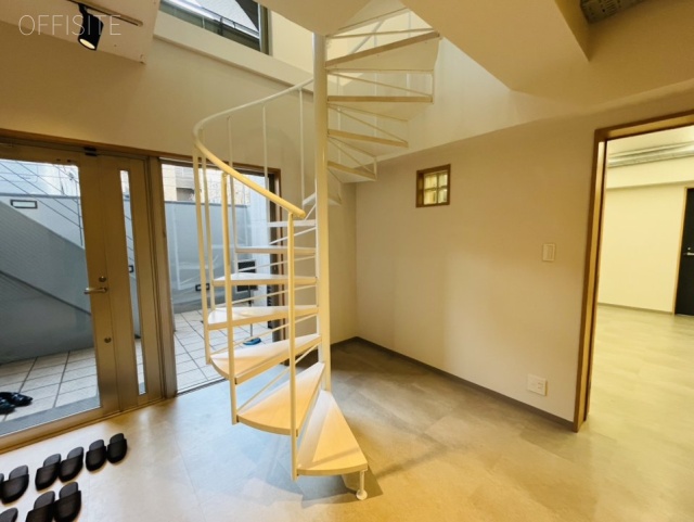 ランド南青山B1F～1F 内装