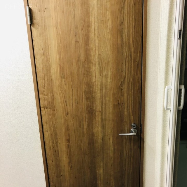 プラントビルB 4階A号室 貸室入口