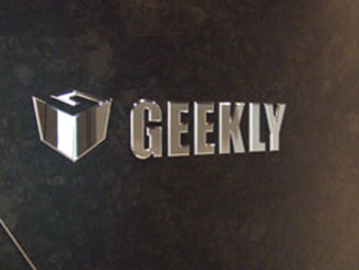株式会社GEEKLY