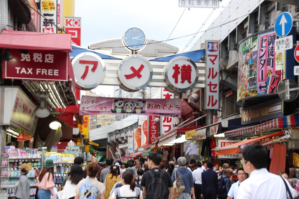 アメ横の様子